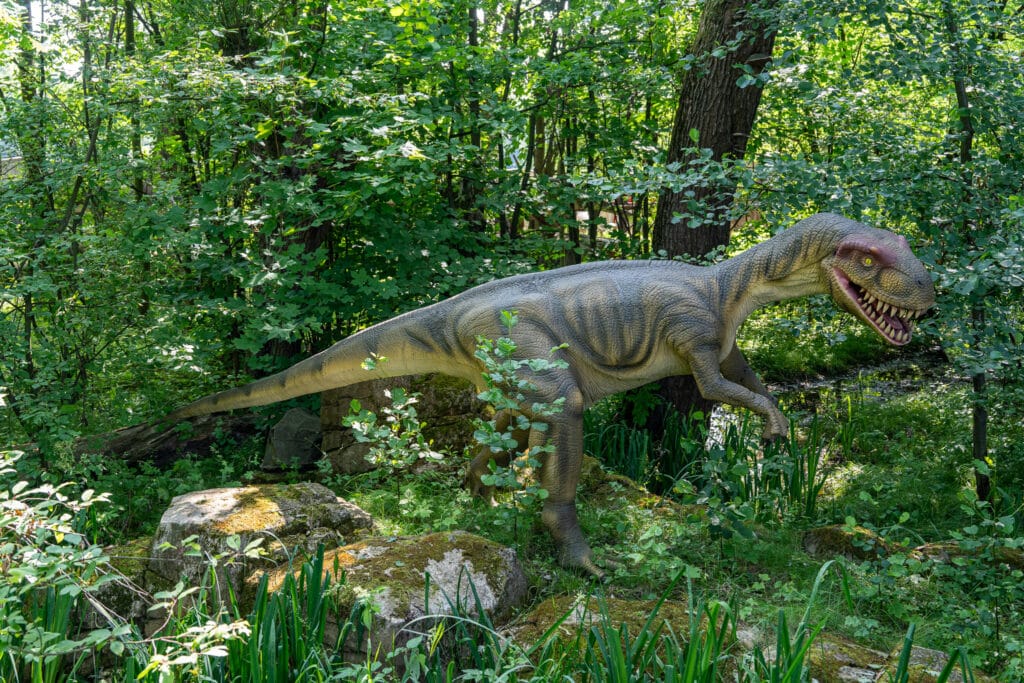Dinozaur w Parku Dinozaurów w Zatorland, miejscowość Zator w Polsce